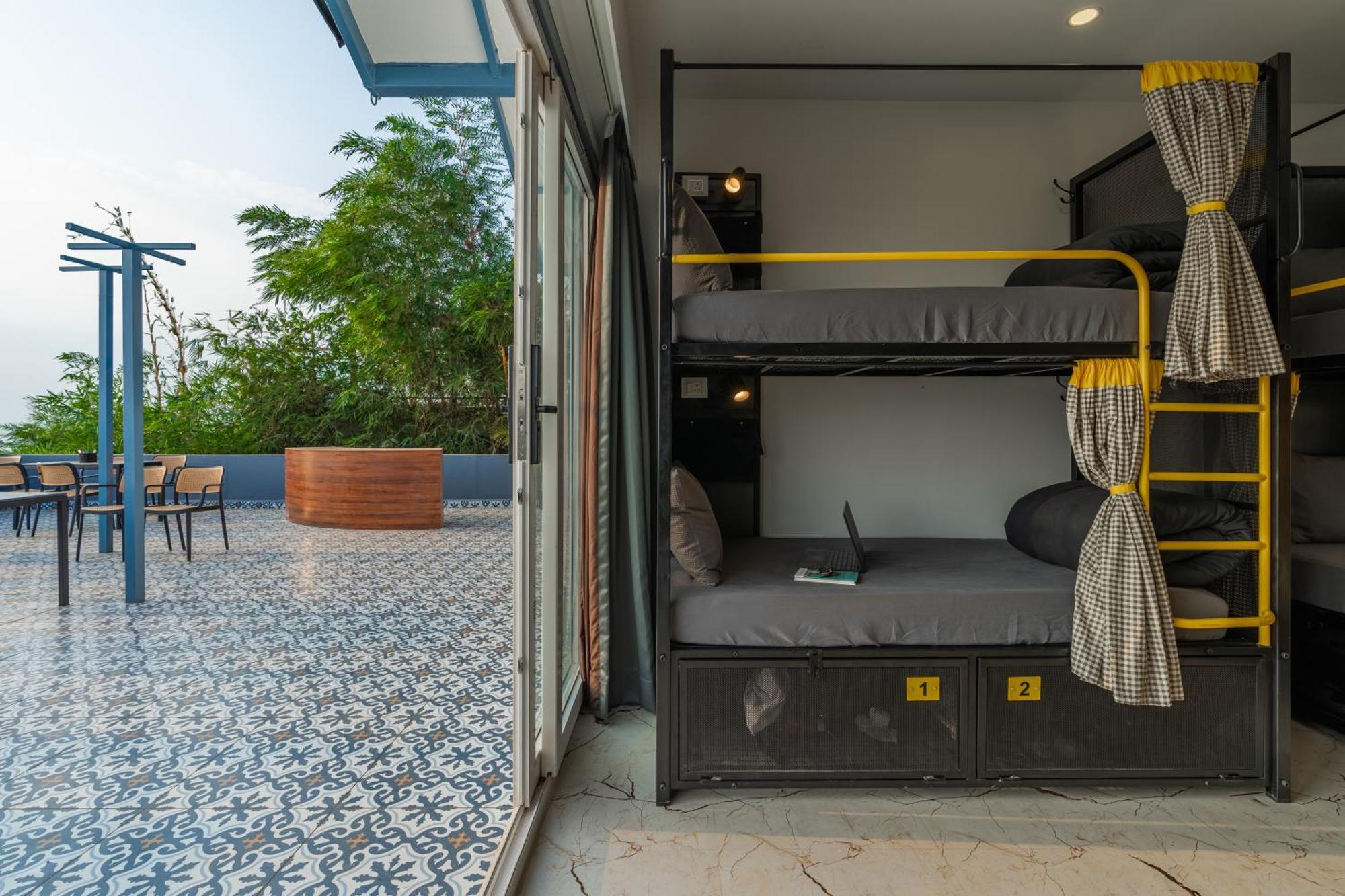 The Hosteller Goa, Mandrem Buitenkant foto