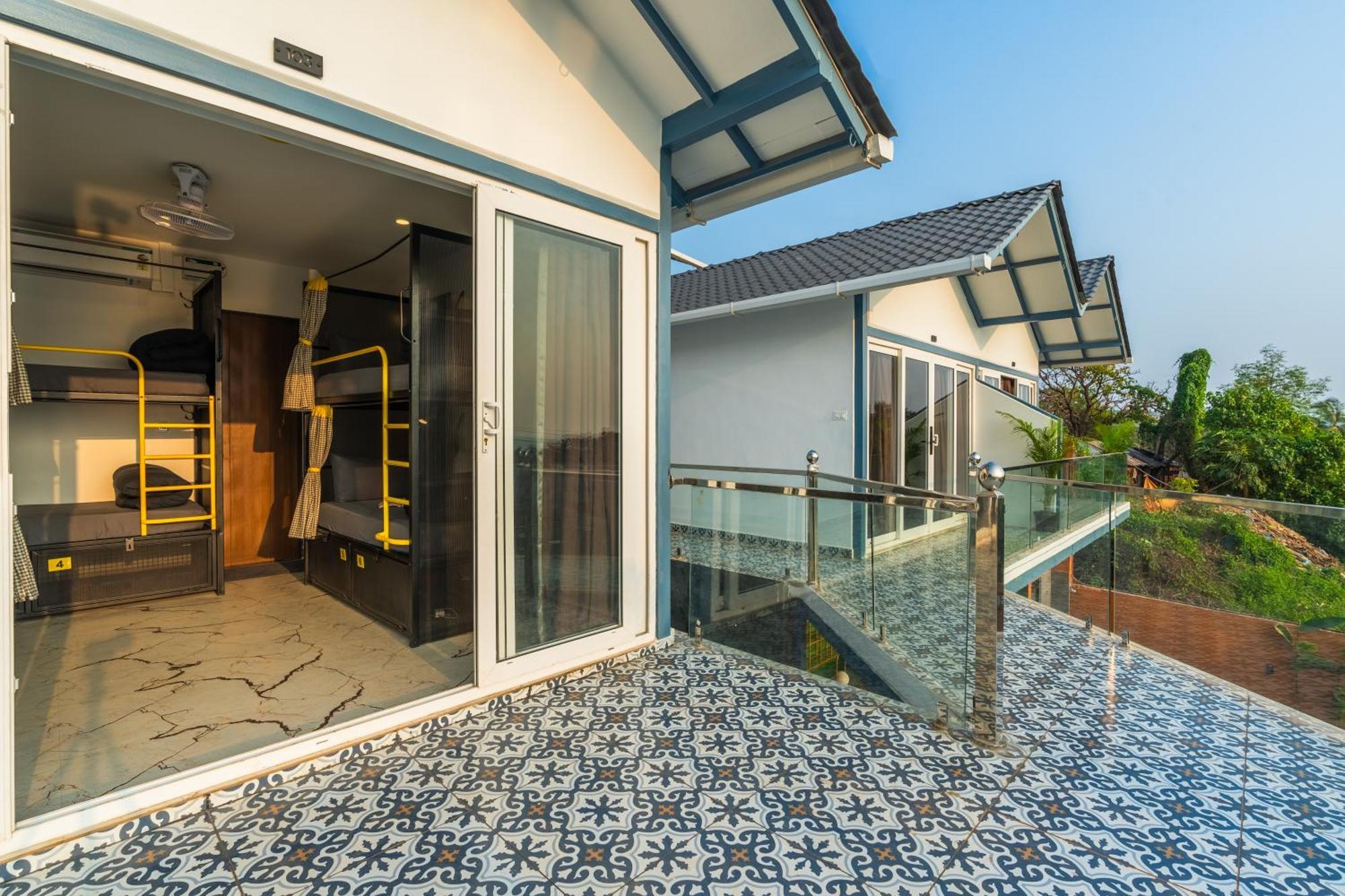 The Hosteller Goa, Mandrem Buitenkant foto